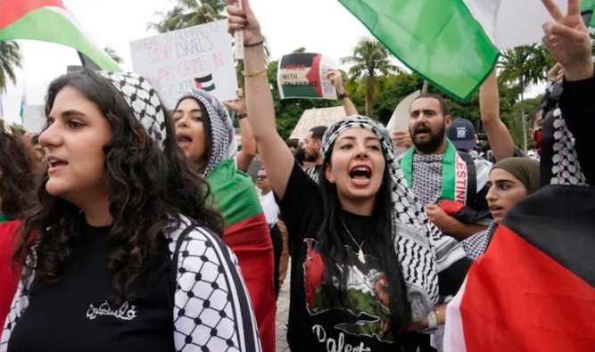Palestinian women